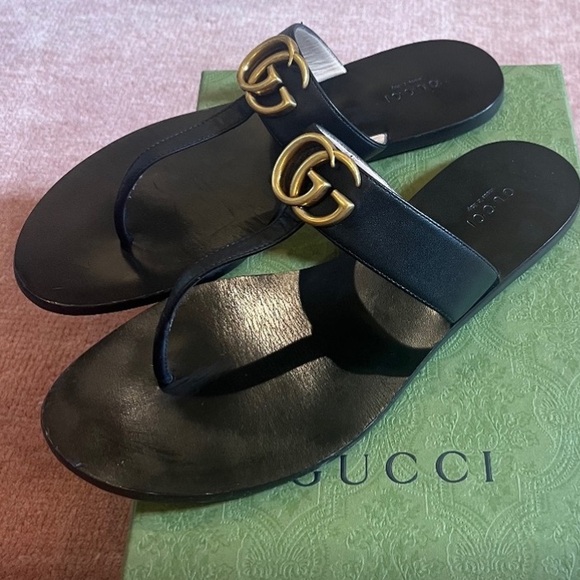 Gucci Shoes - Authentic Gucci Black Marmont Sandals Size 9